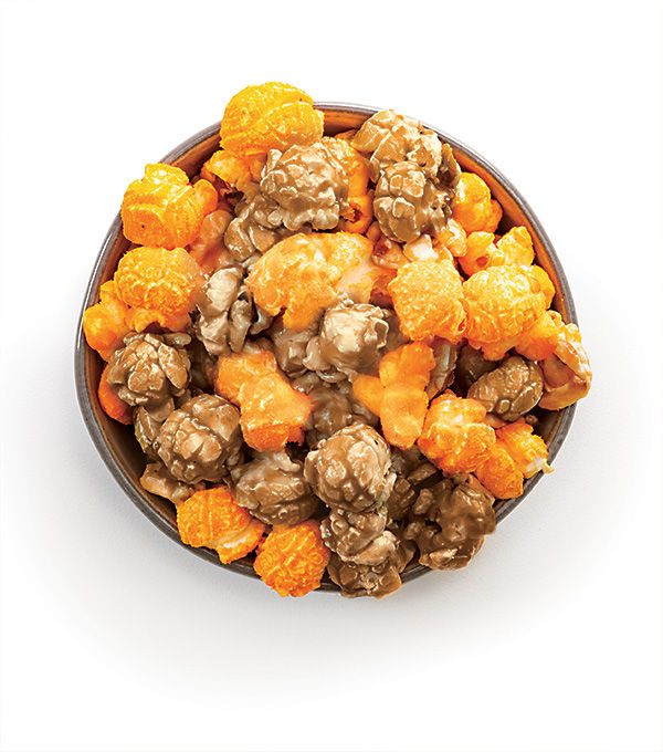 Cheddar & Caramel Mix Popcorn 8 oz. Tube